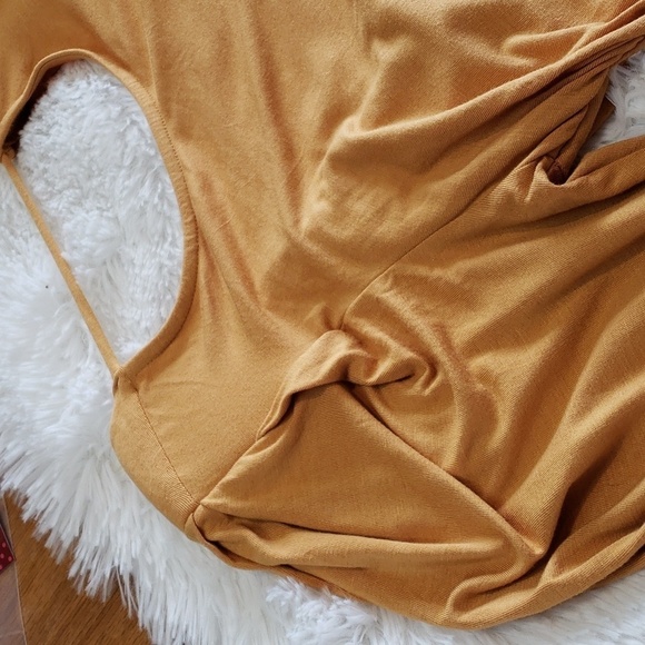 Young Fabulous and Broke Dress, Backless Asymmetrical Skirt Long Sleeved Size S - Picture 7 of 14